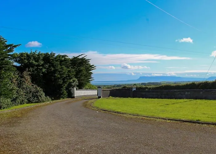 Dom wakacyjny Mountain View At Grange Beg # 2